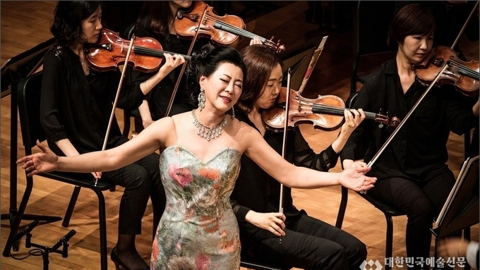 40년의 울림, K-가곡의 혼(魂)을 세계에 심다… 소프라노 임청화 교수를 만나다