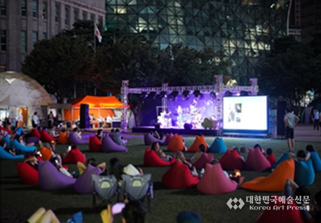 서울야외도서관 야간 행사